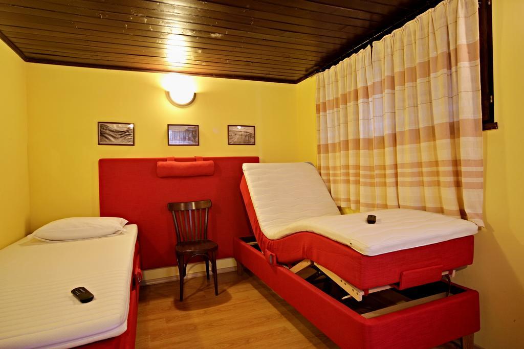 Private 4Br-2Ba Guest House Dryanovo With Pool And Free Parking Exterior photo